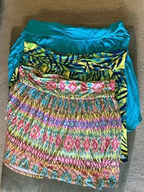Lane Bryant Teal and Multi-Color Patterned Mini Skirt Set